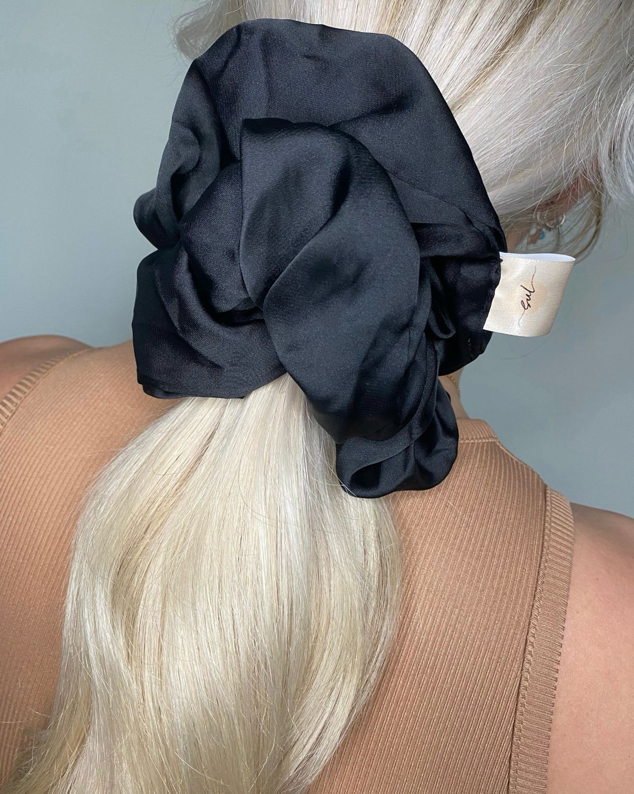 Noir Extra Large Hair Scrunchie