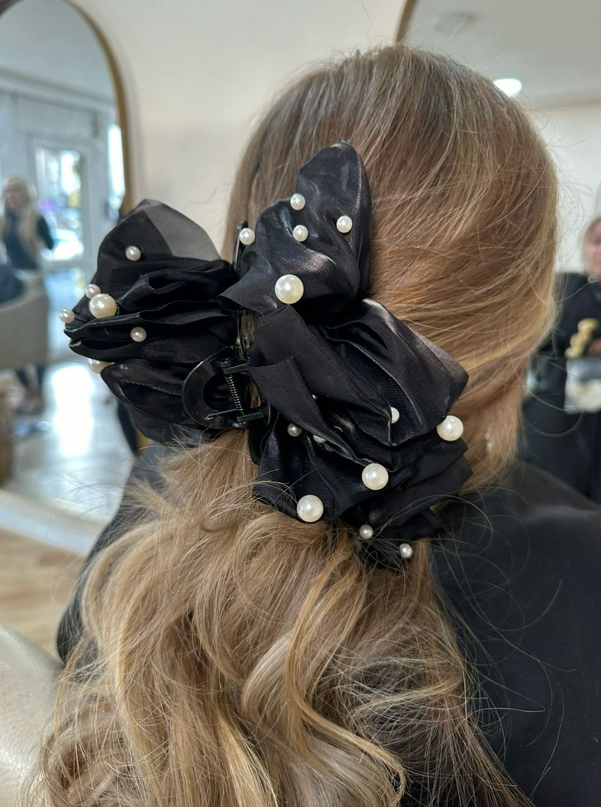 Pearl Large Scrunch Claw Clip Duo