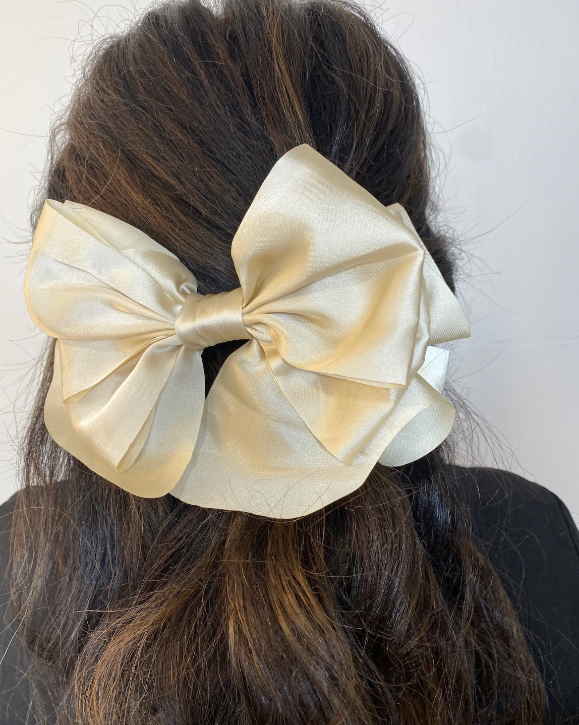 Cream Hair Bow