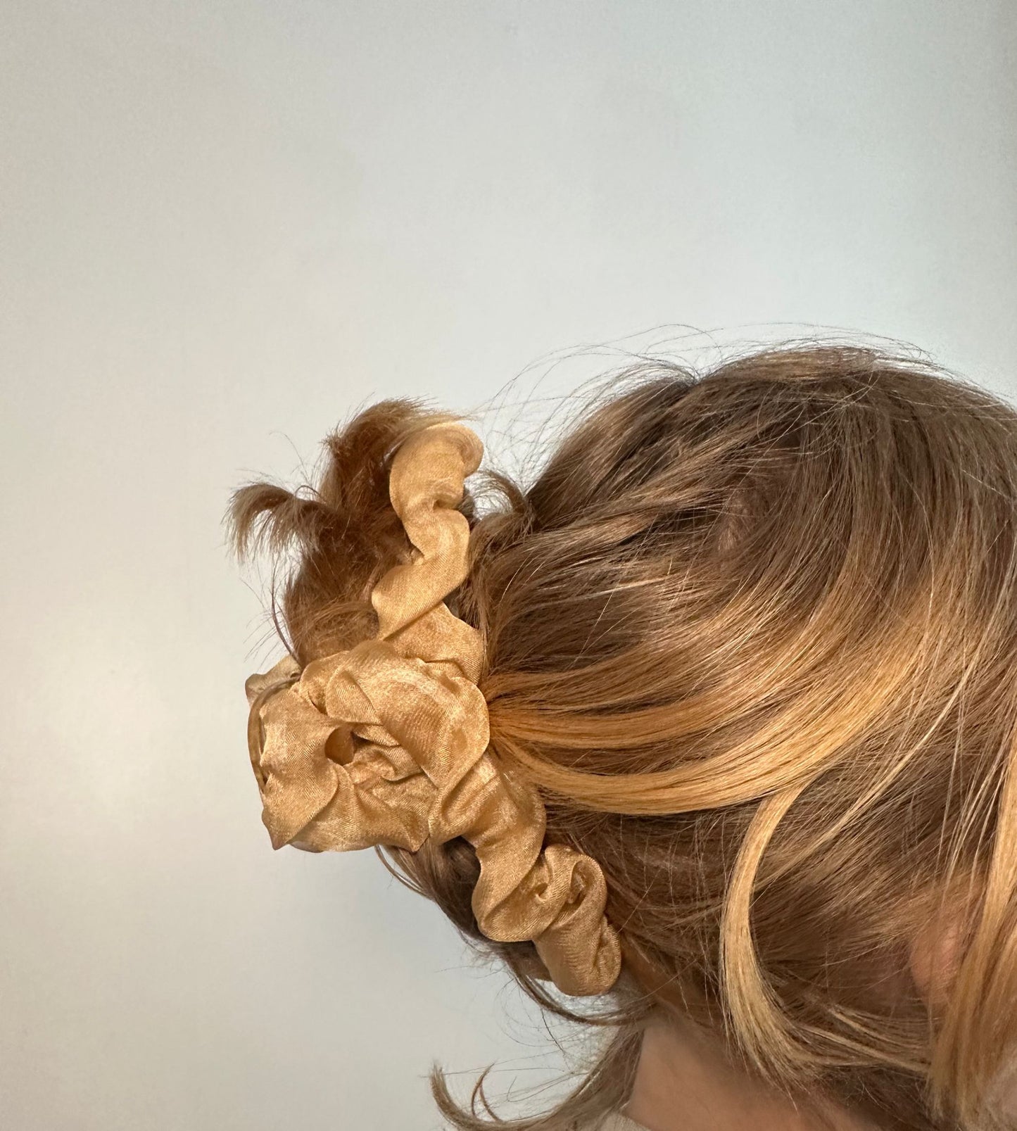 Beige Scrunch Mini Claw Clip