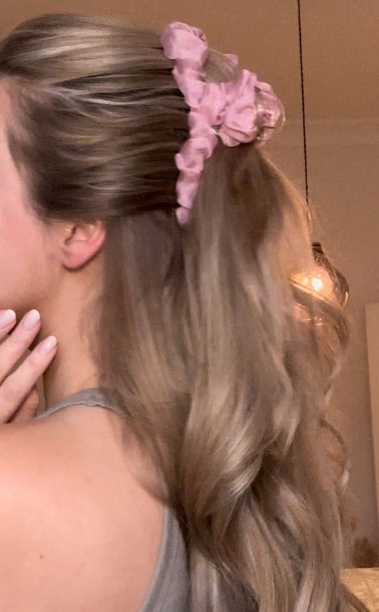 Blush Scrunch Mini Claw Clip