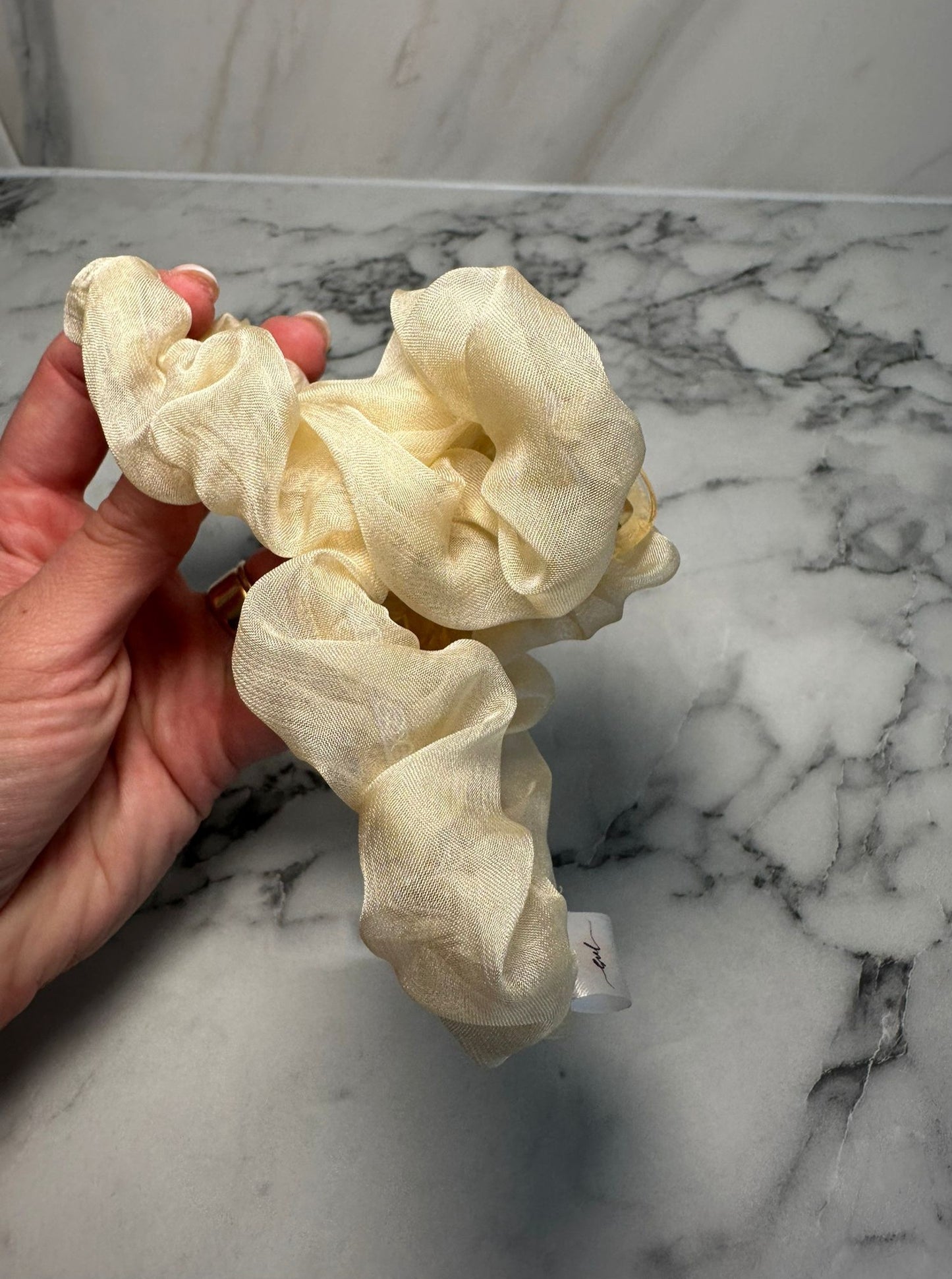 Ivory Scrunch Mini Claw Clip