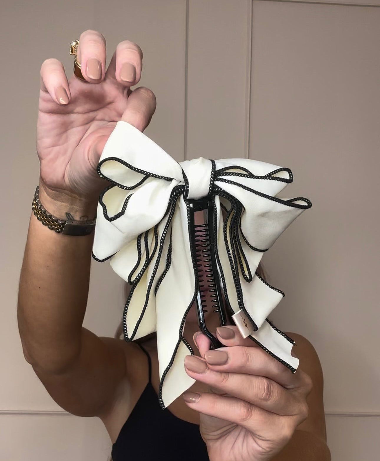 White & Black Bow Hair Clip